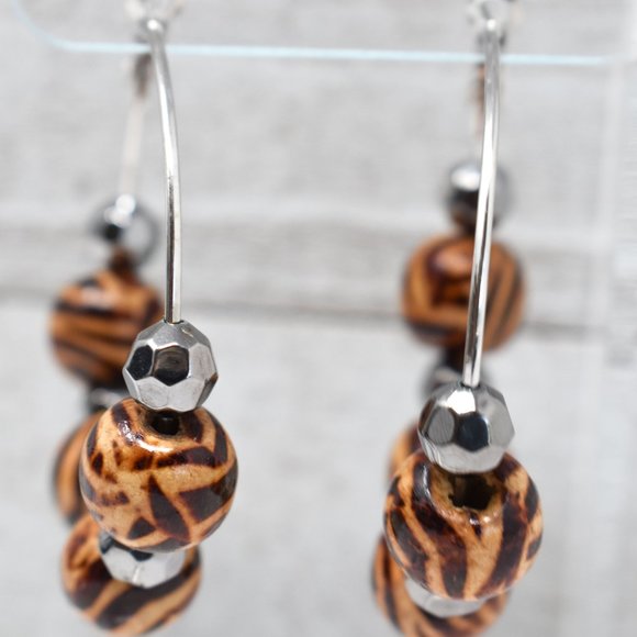 2" Zebra Print Wood Beads Leverback Hoop Earrings - Picture 4 of 12